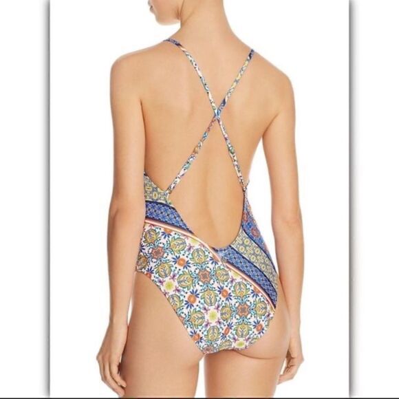 NWT Nanette Lepore Patchwork Goddess one piece swimsuit with key hole front open - Picture 3 of 8